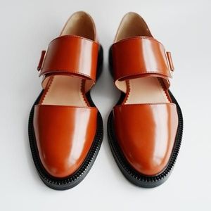 Inch2 Caramel Pressed Flats/Sandals